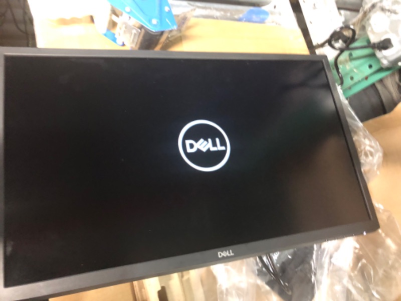Photo 2 of * important * see clerk notes *
Dell 24 inch Monitor FHD (1920 x 1080) 16:9 Ratio with Comfortview (TUV-Certified)