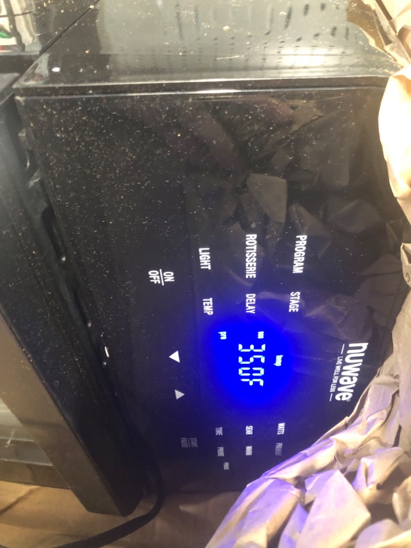 Photo 3 of ***DAMAGED READ NOTES***NUWAVE Brio Air Fryer Smart Oven, 15.5-Qt X-Large Family Size, 