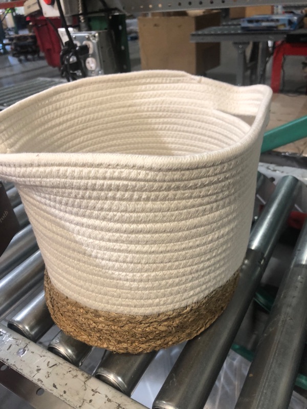 Photo 1 of allen + roth Rope and sea grass 12-in W x 9.5-in H x 12-in D Beige and Natural Sea Grass Basket