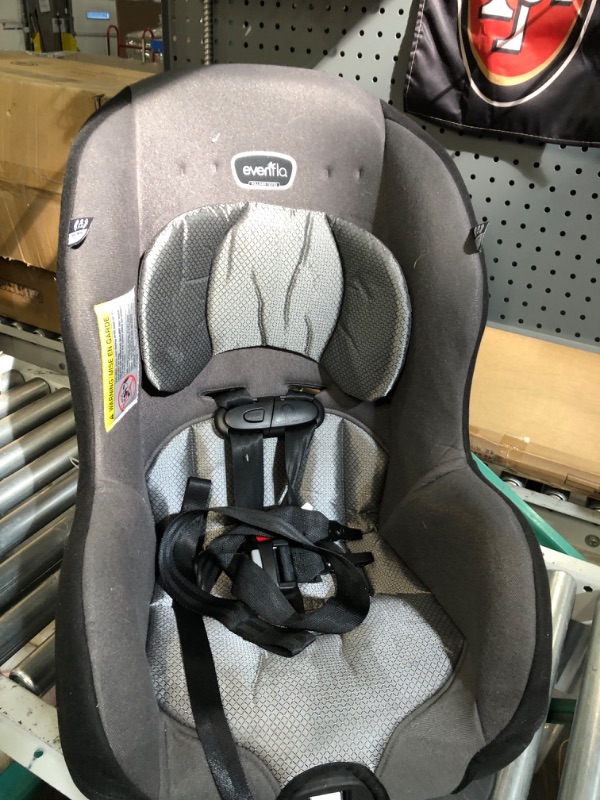 Photo 2 of **NONREFUNDABLE**FOR PARTS OR REPAIR**SEE NOTES**
Tribute 5 Convertible Car Seat, 2-in-1, Saturn Gray, 18.5x22x25.5 Inch (Pack of 1)