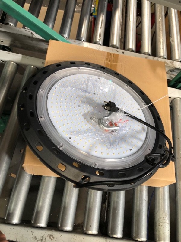 Photo 3 of 150W LED High Bay Light 22500lm 5000K (Eqv. to 600W HPS/MH), UFO Lights for Shop Warehouse Factory