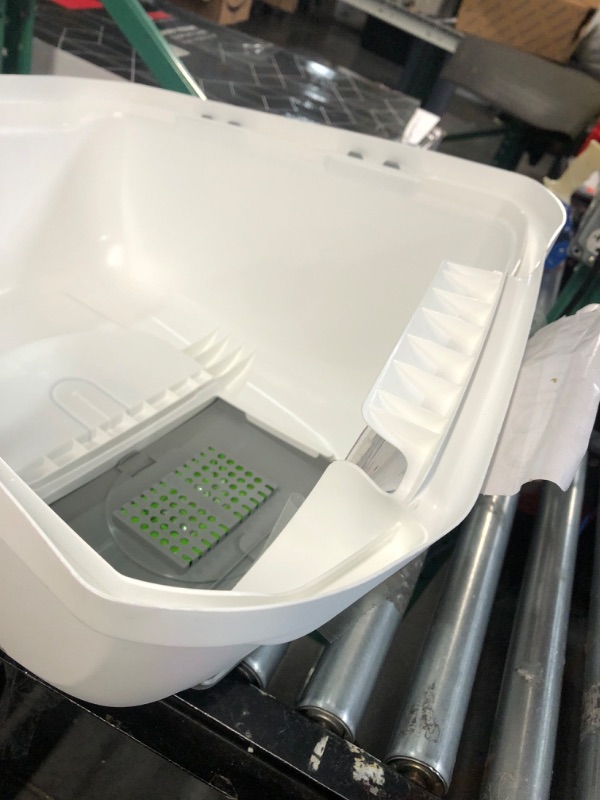 Photo 1 of ***READ NOTES***
Catit Hooded Litter Box, Jumbo, Gray
