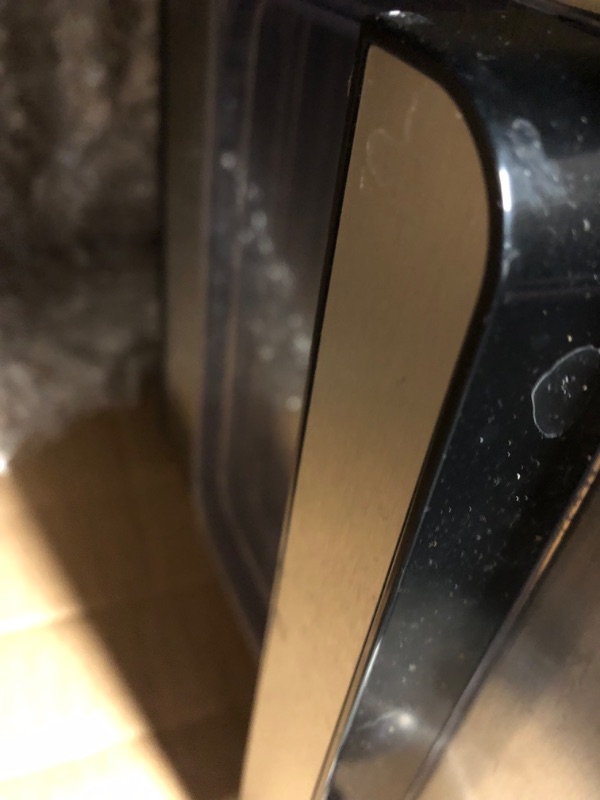 Photo 1 of ***READ NOTES***
Freezimer Dreamice X3 | Nugget Ice Maker Machine Countertop 40lbs/24h with Chewable Sonic Ice Self-Cleaning Function Kid-Friendly Design Dreamice X3 Royal Silver 1