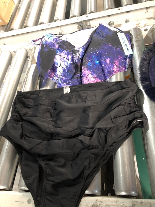 Photo 1 of ***NON-REFUNDABLE WOMENS CLOTHING BUNDLE SIZE UNKNOWN***