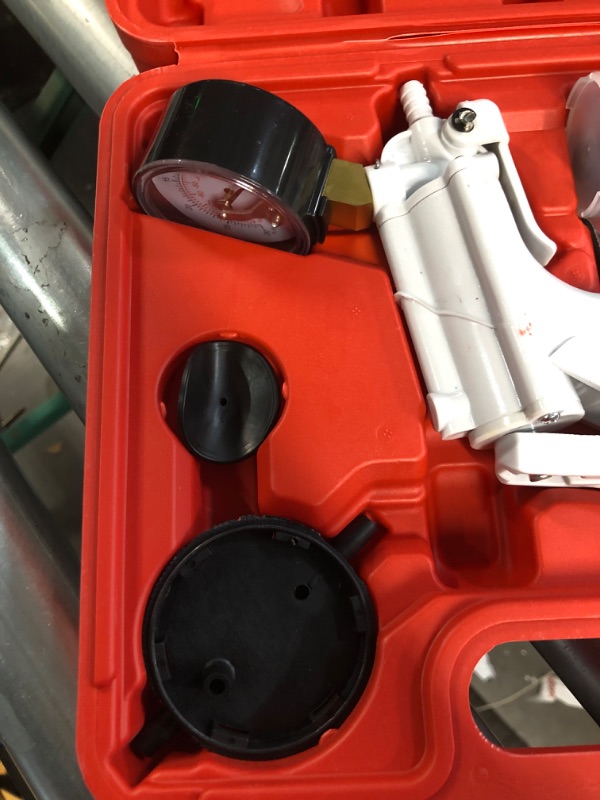 Photo 5 of HTOMT Professional Automotive Hand Vacuum Pump, Single Person Manual Brake Bleeder 