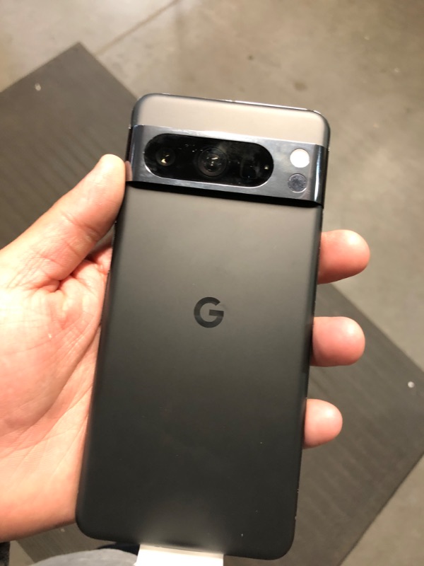 Photo 1 of Google Pixel 8 Pro - Unlocked Android Smartphone with Telephoto Lens and Super Actua Display - 24-Hour Battery - Obsidian - 128 GB 128 GB Phone Only Obsidian