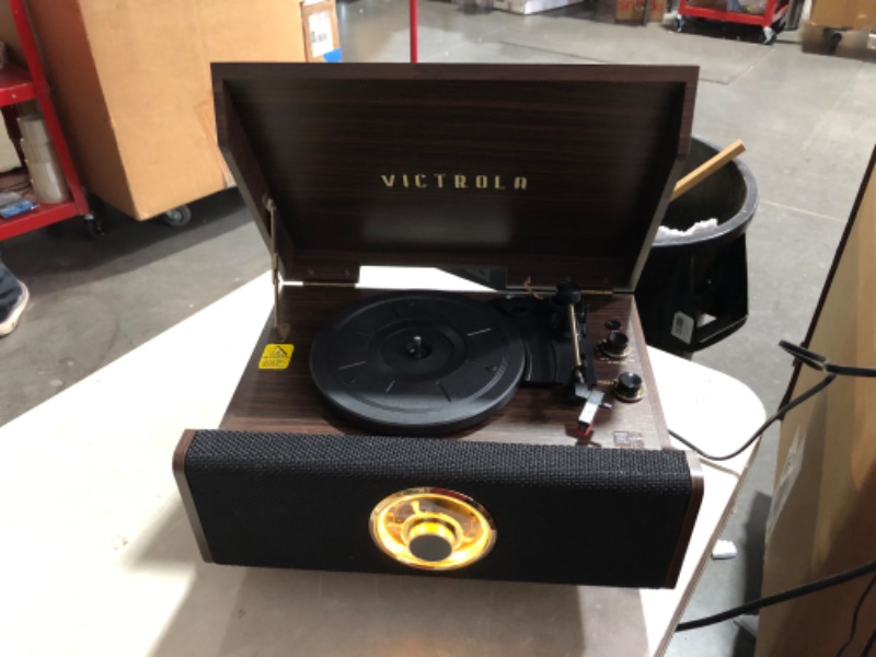 Photo 5 of ***USED - POWERS ON - UNABLE TO TEST FURTHER***
Victrola's 4-in-1 Highland Bluetooth Record Player with 3-Speed Turntable with FM Radio (VTA-330B-FOT)