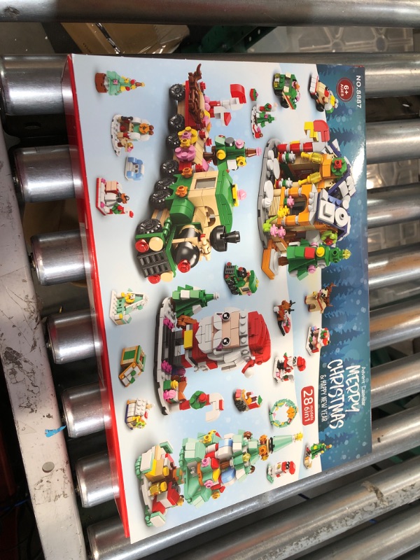 Photo 1 of 1100 Pieces Advent Christmas 2023 Building Blocks Set