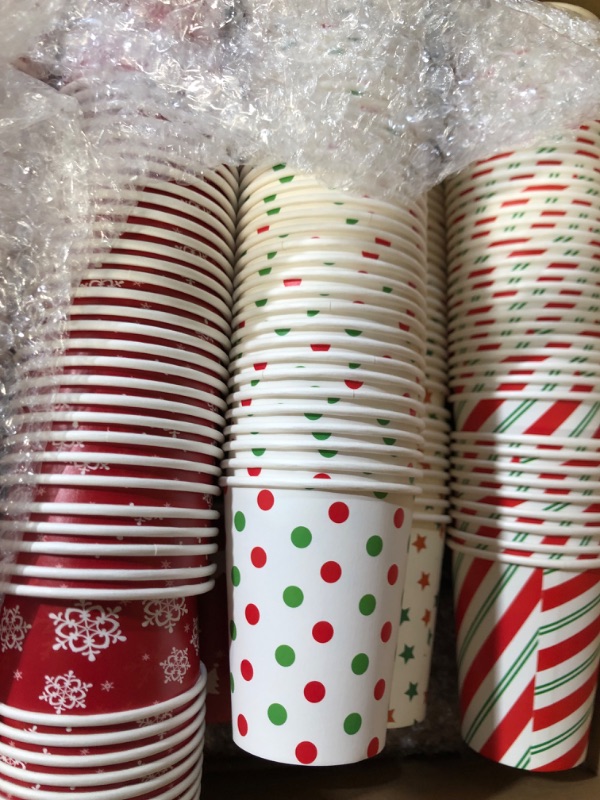 Photo 4 of ***PREVIOUSLY OPENED - MIGHT BE MISSING PARTS***
Umigy 400 Pcs Christmas Paper Cups Xmas Disposable Coffee Cups Drinking 9 oz Vivid