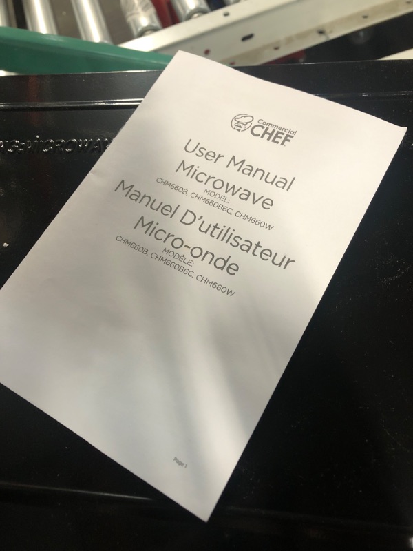 Photo 3 of ***MISSING GLASS TURNTABLE -TESTED - NO PACKAGING***
Commercial Chef Countertop Microwave Oven, 0.6 Cu. Ft, Black Black 0.6 Cubic Feet