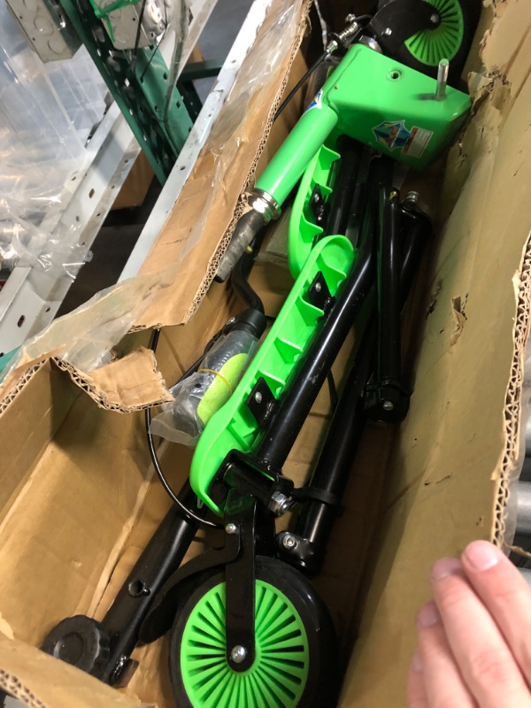 Photo 2 of ***READ NOTES BELOW***AODI Swing Wiggle Scooter, 3 Wheels Drifting Scooter with Adjustable Height/Folding Kick Scooter for Kids and Adults Age 6+ Green