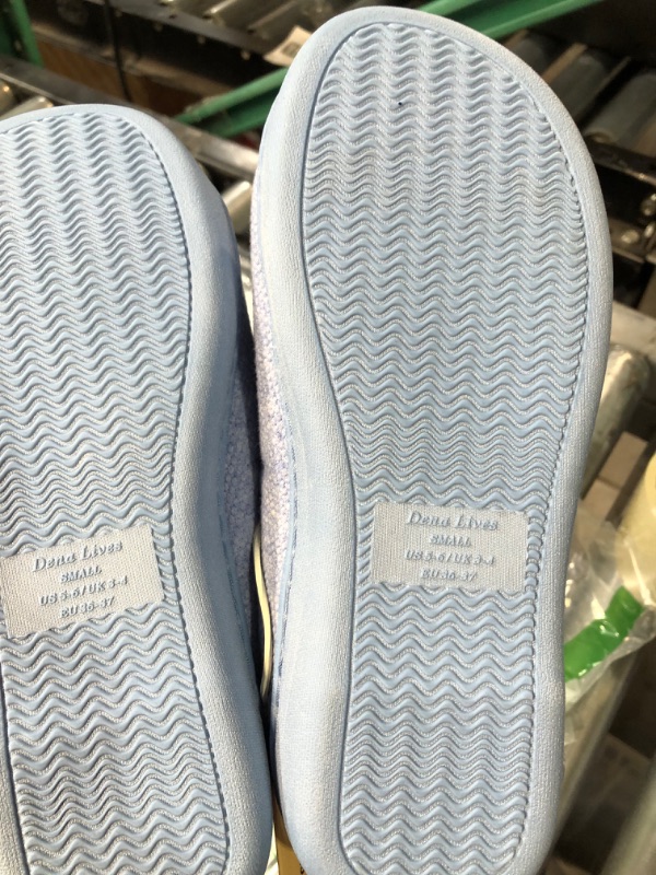 Photo 5 of ***STOCK PHOTO ITEM IS LIGHT BLUE*** DL Mens Memory Foam Slippers Slip on LIGHT BLUE