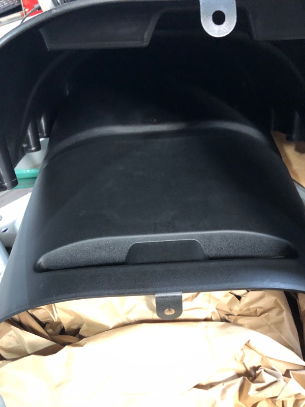 Photo 3 of (READ FULL POST) Camco Black Heavy Duty Single Propane Tank Cover (20lb)