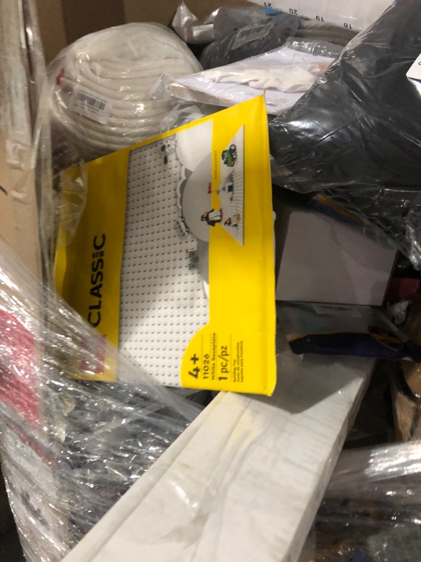 Photo 1 of *SEE NOTES*Assorted Merchandise Pallet Bundle: Liquidation, Wholesale, Final Sale. NON REFUNDABLEE