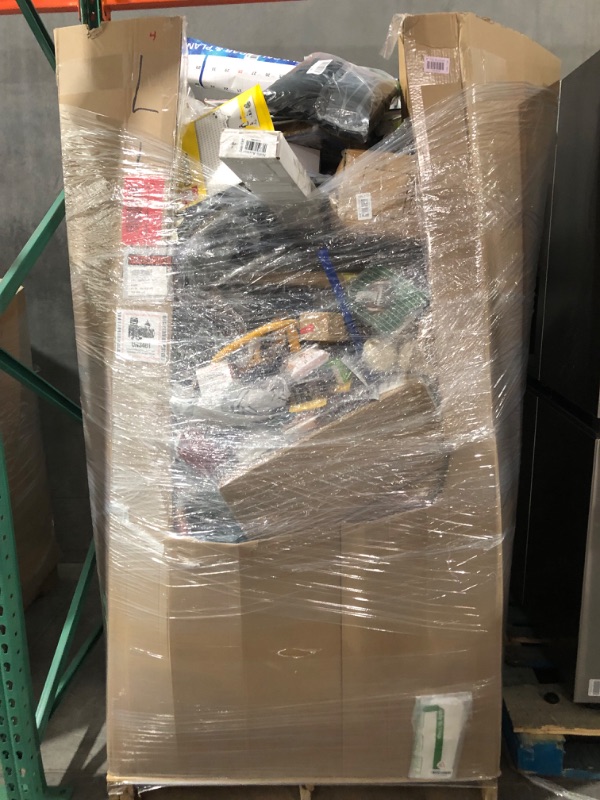 Photo 1 of *SEE NOTES*Assorted Merchandise Pallet Bundle: Liquidation, Wholesale, Final Sale. NON REFUNDABLEE