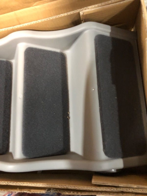 Photo 1 of **READ NOTES**
Amazon Basics Foldable Steps for Dogs and Cats, Grey 14.6"X22.75"X19.5" Foldable Grey