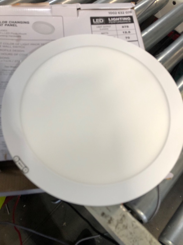 Photo 2 of *FOR PARTS ONLY* NON FUNCTIONAL
11 in. 12.5-Watt Dimmable White Integrated LED Edge-Lit Round Flat Panel Flush Mount Ceiling Light Color Changing