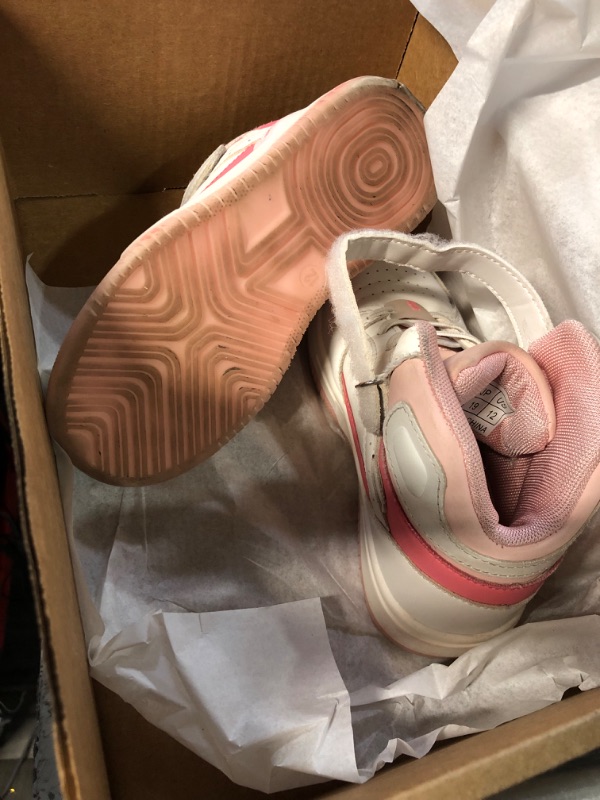 Photo 2 of **VERY USED** brooman Kids Basketball Shoes Boys High Top Sneakers Girls School Shoes 