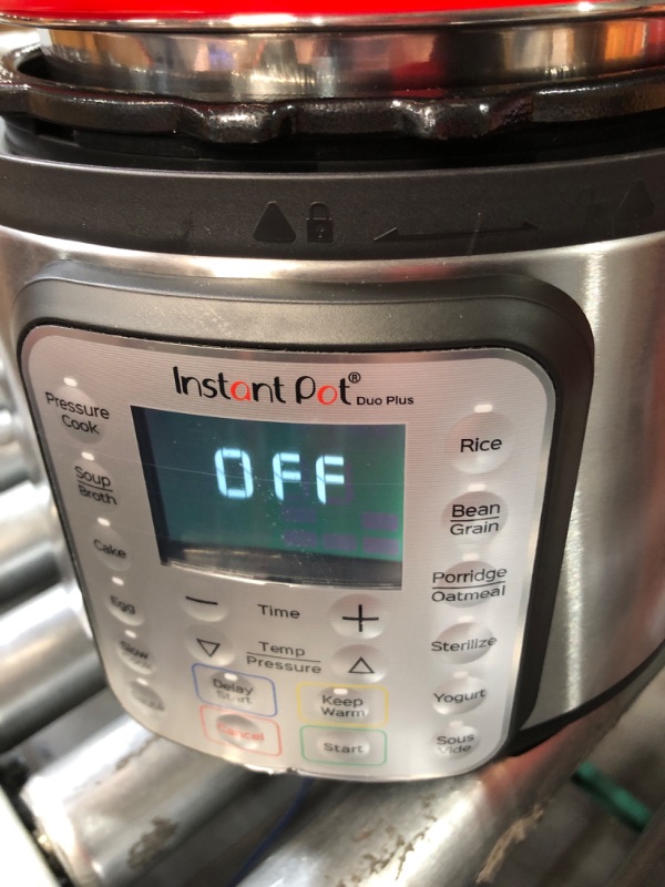 Photo 1 of **uSED** Instant Pot Duo Plus Mini 9-in-1 Electric Pressure Cooker, 3 Quart, 13 One-Touch Programs & Pot Sealing Rings 2 Pack : Mini 3 Quart Red/Blue