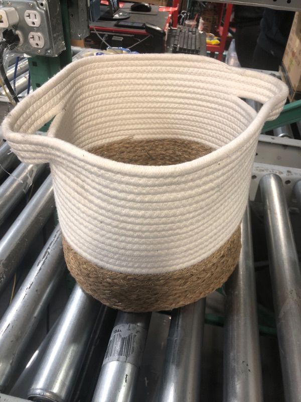 Photo 1 of allen + roth Rope and sea grass 12-in W x 9.5-in H x 12-in D Beige and Natural Sea Grass Basket