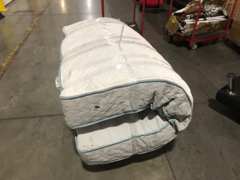 Photo 2 of ***USED - DIRTY - NO PACKAGING - SEE PICTURES***
Beauty Sleep Midnight Slumber Medium Firm 10" Queen Hybrid Mattress in a Box, Cooling, Breathable, and Pressure Relieving CertiPUR-US Certified and 10 Year Limited Warranty, 79.5"L x 60"W x 10"Th