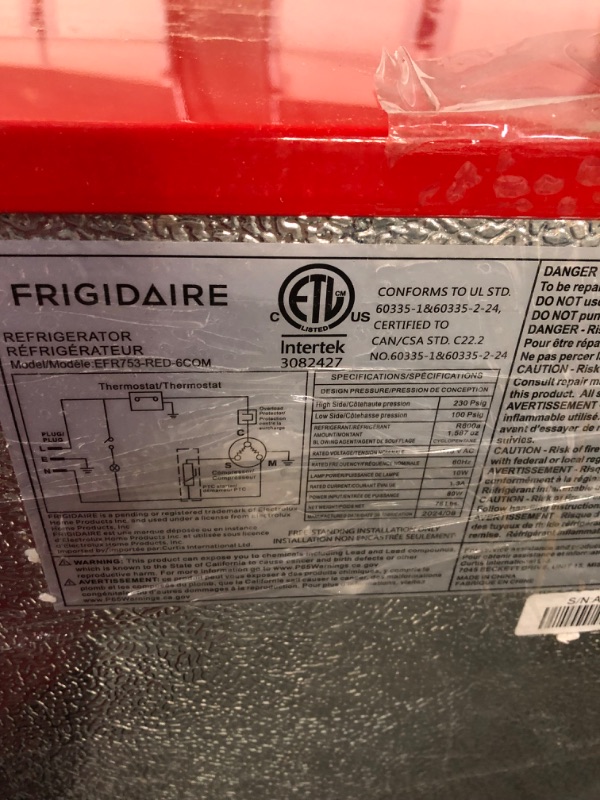 Photo 5 of ***NONREFUNDABLE - MAJOR DAMAGE - THIS SALE FINAL - SEE COMMENTS***
Frigidaire EFR753-Red, 2 Door Apartment Size Refrigerator with Freezer, 7.5 cu ft, Retro, Red