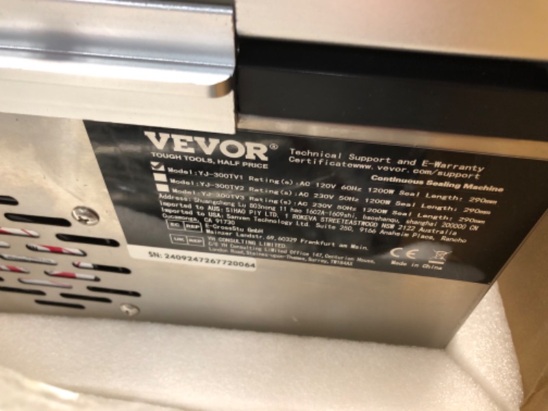 Photo 4 of ***USED - UNABLE TO TEST***
VEVOR Chamber Vacuum Sealer Commercial Vacuum Sealing Bag Packing Machine 380W