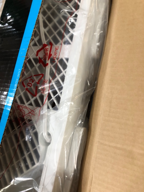 Photo 1 of ***(NO RETURNS OR REFUNDS/ FOR PARTS ONLY/ NON FUNCTIONAL)***
Genesis 20" Box Fan, 3 Settings, Max Cooling Technology, Carry Handle, White (G20BOX-WHT)