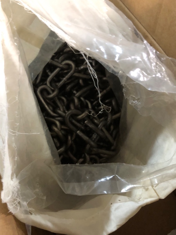 Photo 1 of Security Chain Company SZ486 Super Z8 8mm Commercial and Light Truck Tire Traction Chain - Set of 2