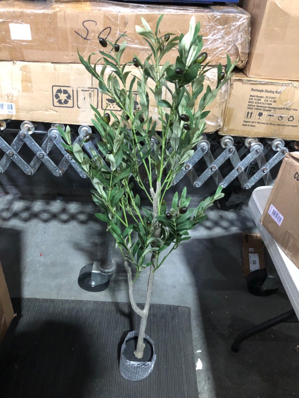 Photo 2 of ***USED***
OAKRED Artificial Olive Tree 4ft-1pack