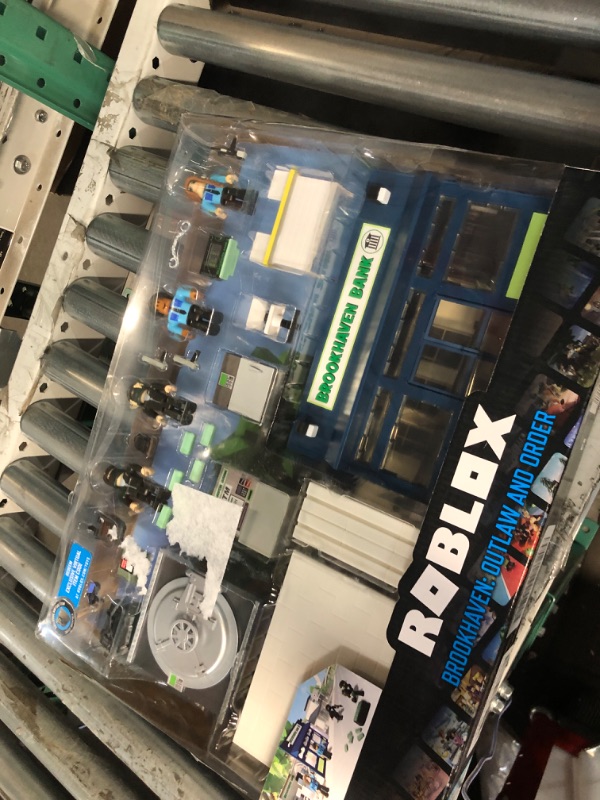 Photo 1 of Roblox Action Collection Brookhaven Outlaw and Order Deluxe Playset