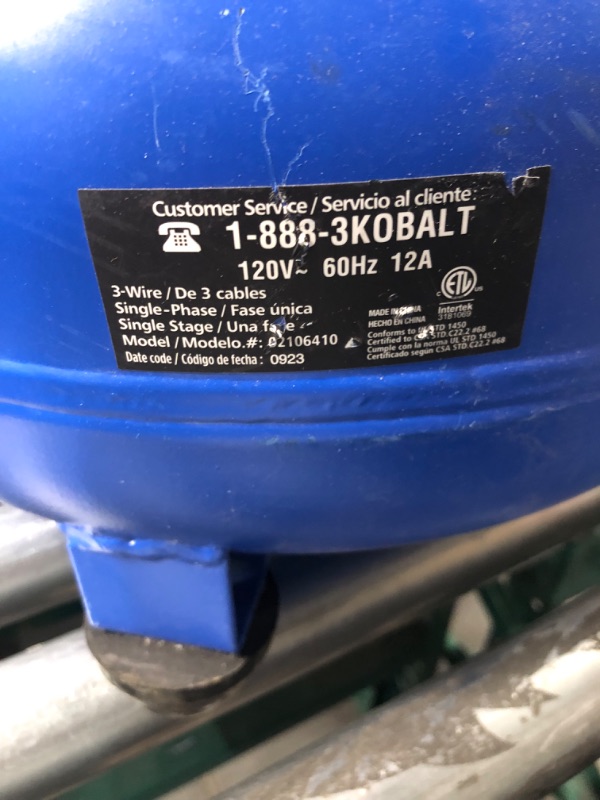 Photo 1 of (DAMAGED CHECK PHOTOS, GAUGE IS BROKEN OFF)
Kobalt 6-Gallons Portable 150 PSI Pancake Air Compressor