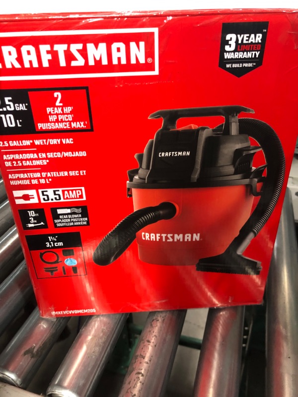 Photo 2 of (PARTS ONLY, DOES NOT TURN ON)  NON REFUNDABLE
CRAFTSMAN 2.5-Gallons 2-HP Corded Wet/Dry Shop Vacuum with Accessories Included
