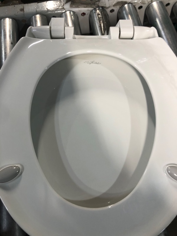 Photo 3 of (MISSING WRENCH)
MAYFAIR 8100SL 000 Collins Slow Close Plastic Toilet Seat, White