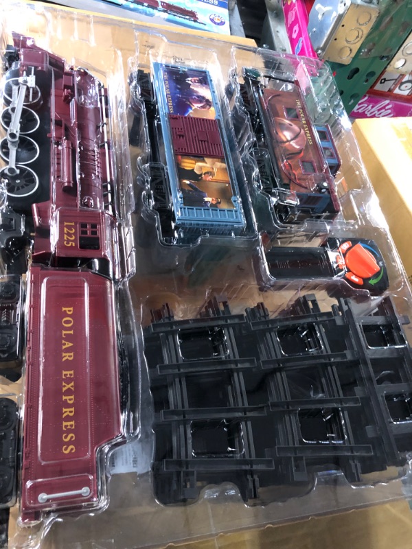 Photo 2 of (OPENED FOR INSPECTION)
Lionel Polar Freight Ready-to-Play Battery Powered Model Train Set with Remote
