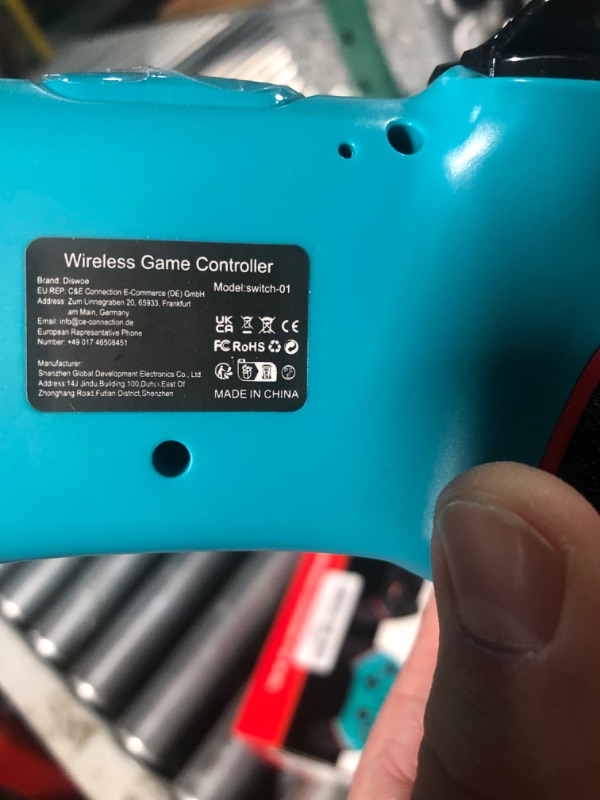 Photo 3 of Diswoe Switch Controller (Blue & Black)