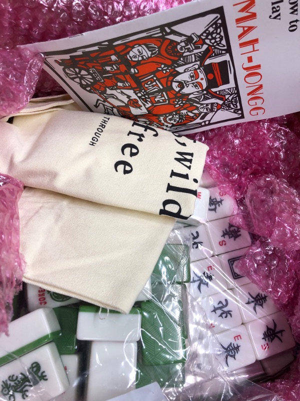 Photo 1 of YINIUREN American Mah Jong New 166 Tile Set 44MM Large Mahjong Game Set is Made from Melamine and has Magnetic Properties (Majiang, Maj Jongg, Ma Jong) (Green, 1.73inch 44MM)
