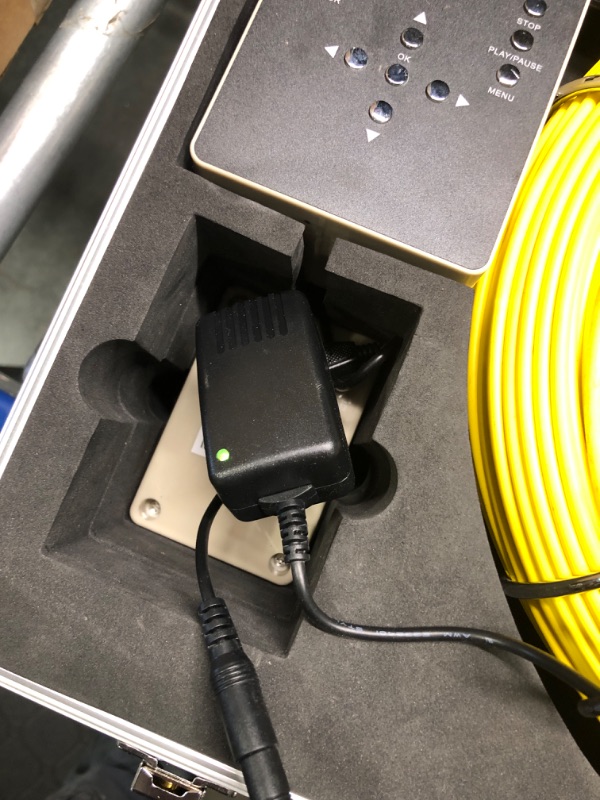 Photo 1 of Sewer Camera Pipe Inspection Video Camera with 7 in Color LCD Display Drain Pipe Sewer Inspection System IP68 Waterproof DVR Pipeline Inspection Camera with 512Hz Receiver (US US Plug 50m/164.0ft
*****no use manual in side*****