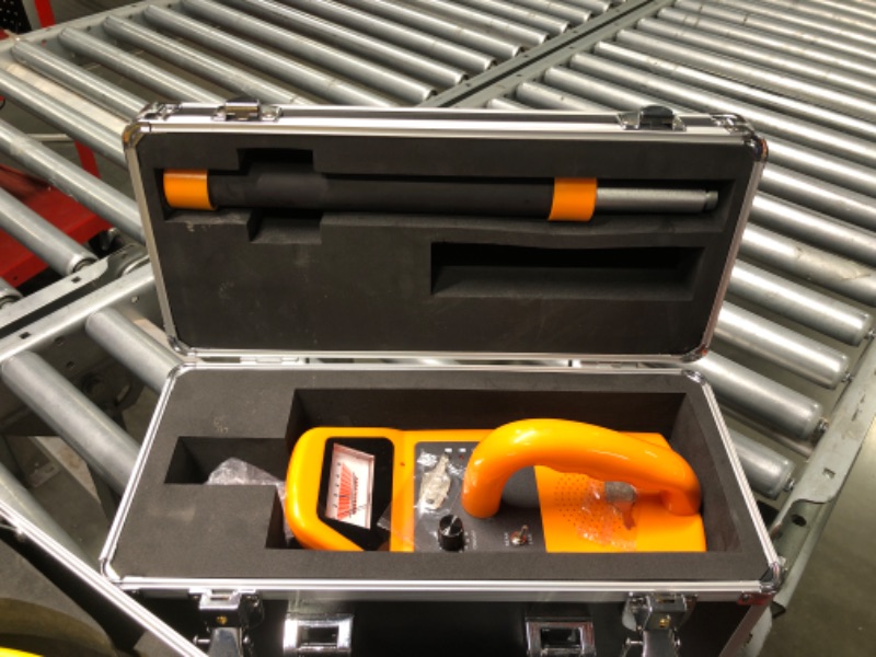 Photo 1 of Sewer Camera Pipe Inspection Video Camera with 7 in Color LCD Display Drain Pipe Sewer Inspection System IP68 Waterproof DVR Pipeline Inspection Camera with 512Hz Receiver (US US Plug 50m/164.0ft
*****no use manual in side*****