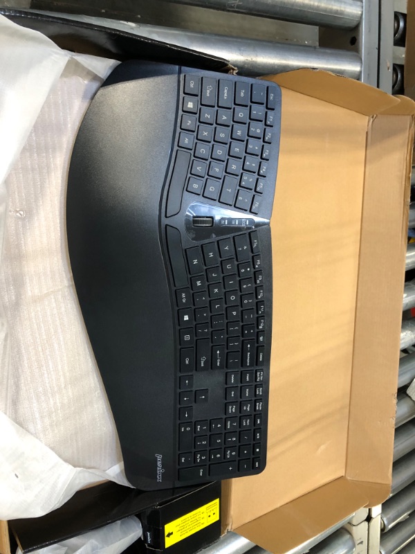 Photo 5 of Perixx Periduo-605, Wireless Ergonomic Split Keyboard and Vertical Mouse Combo, Adjustable Palm Rest and Membrane Low Profile Keys, Black, US English Layout (11633)