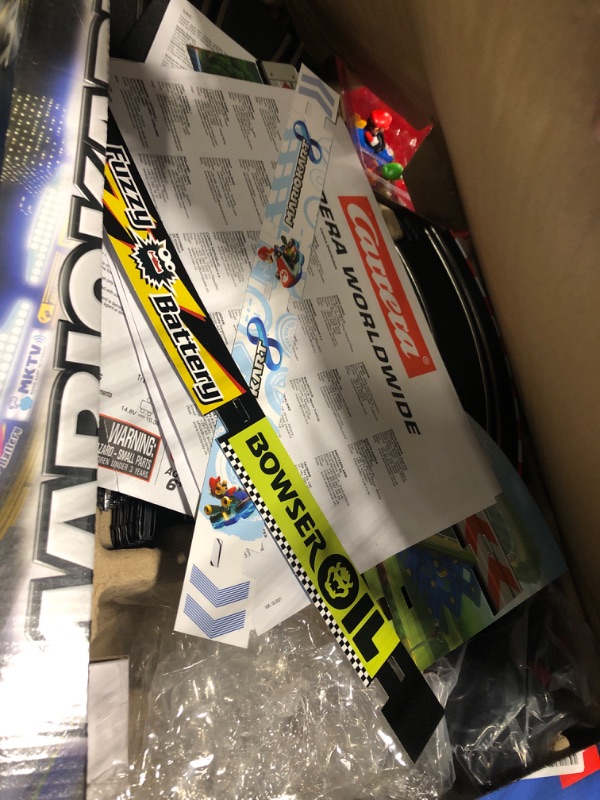 Photo 3 of Carrera GO!!! 62492 Mario Kart Mach 8 Electric Slot Car Racing Track Set 1:43 Scale feat. Mario and Luigi