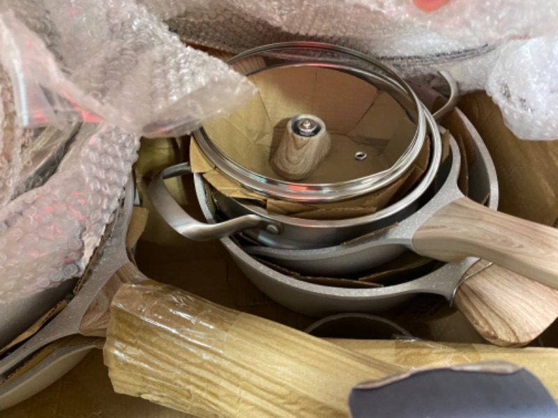 Photo 4 of ** MISSING PARTS ** Country Kitchen Nonstick Induction Cookware Sets - 13 Piece Nonstick Cast Aluminum Pots and Pans with BAKELITE Handles - Induction Pots and Pans with Glass Lids -Cream Cream 13 Pc. Cookware Set