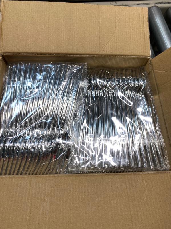 Photo 1 of 180 pack of silver plastic forks