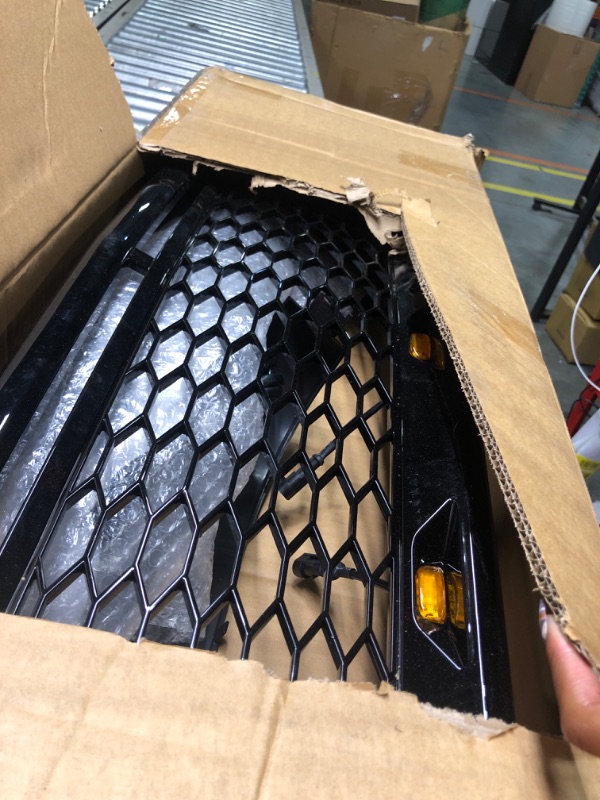 Photo 1 of Front Bumper Grill Grille 