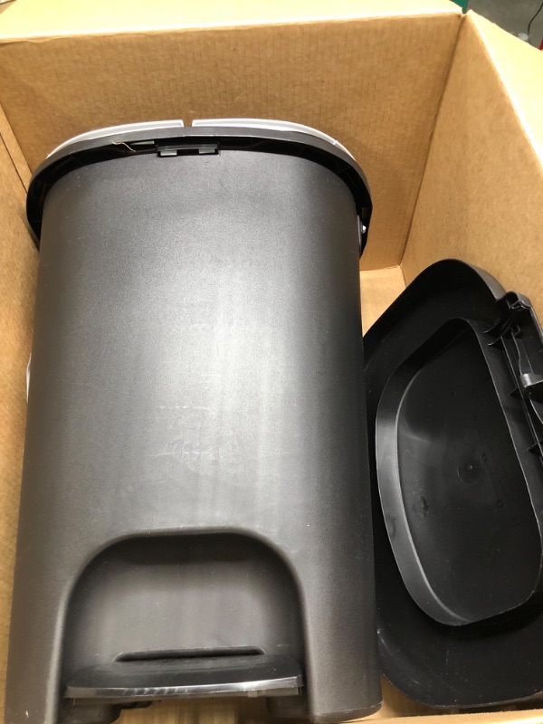 Photo 3 of ** LID BROKEN ** Rubbermaid Classic 13 Gallon Step-On Trash Can with Lid, Black Waste Bin for Kitchen Black Step On