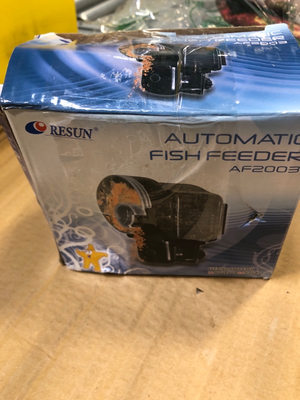 Photo 2 of **USED*** BATTERY SLOT STIFF** Lychee Aquarium Fish Feeder Vacation Aquarium Automatic Fish Food Dispenser Tank Feeder Timer Auto Feeders for Holiday Vacation Fish Dispenser (AF-2003)