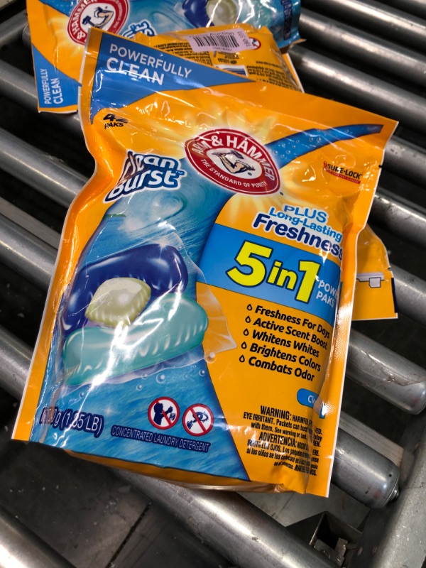 Photo 2 of Arm & Hammer Clean Burst 5-in-1 Laundry Detergent Power Paks, High Efficieny (HE), 42 Count