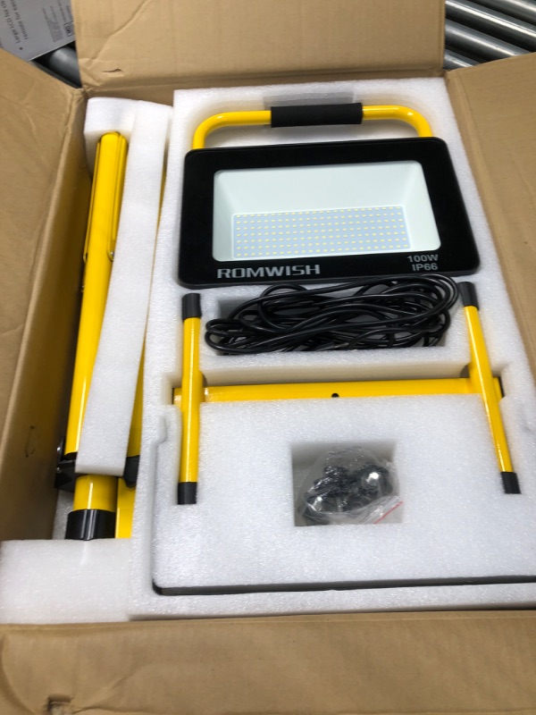 Photo 3 of ***FOR PARTS***
***NOT COMPLETE SET***ORHOMELIFE 100W 10000LM LED Work Light, 800W Equivalent 6000K IP66 Waterproof Flood Lights, 13.1ft 4m Cord with Plug, Portable Led lights for Job Site Car Inspection Workshop Garage, Construction Site Brown
