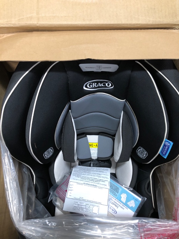 Photo 3 of **USED** Graco Extend2Fit Convertible Car Seat, Gotham