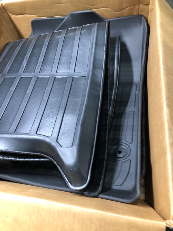 Photo 3 of DrCarNow for Chevrolet Blazer Floor Mats,2019 2020 2021 2022 2023 Chevy Blazer Floor Mats,All Weather Rubber Car Mats Fit 1st & 2nd Row Floor Liners and Trunk Mat Full Set Accessories Gifts (4PCS)